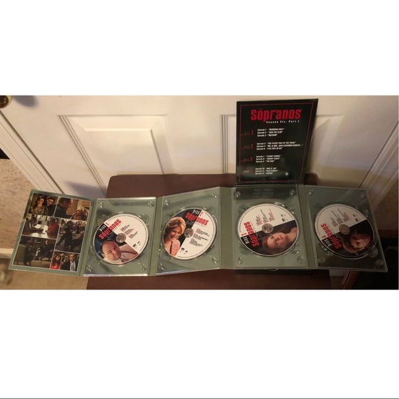 The Sopranos- Seasons 5 & 6 part 1 DVDs - Picture 4 of 6